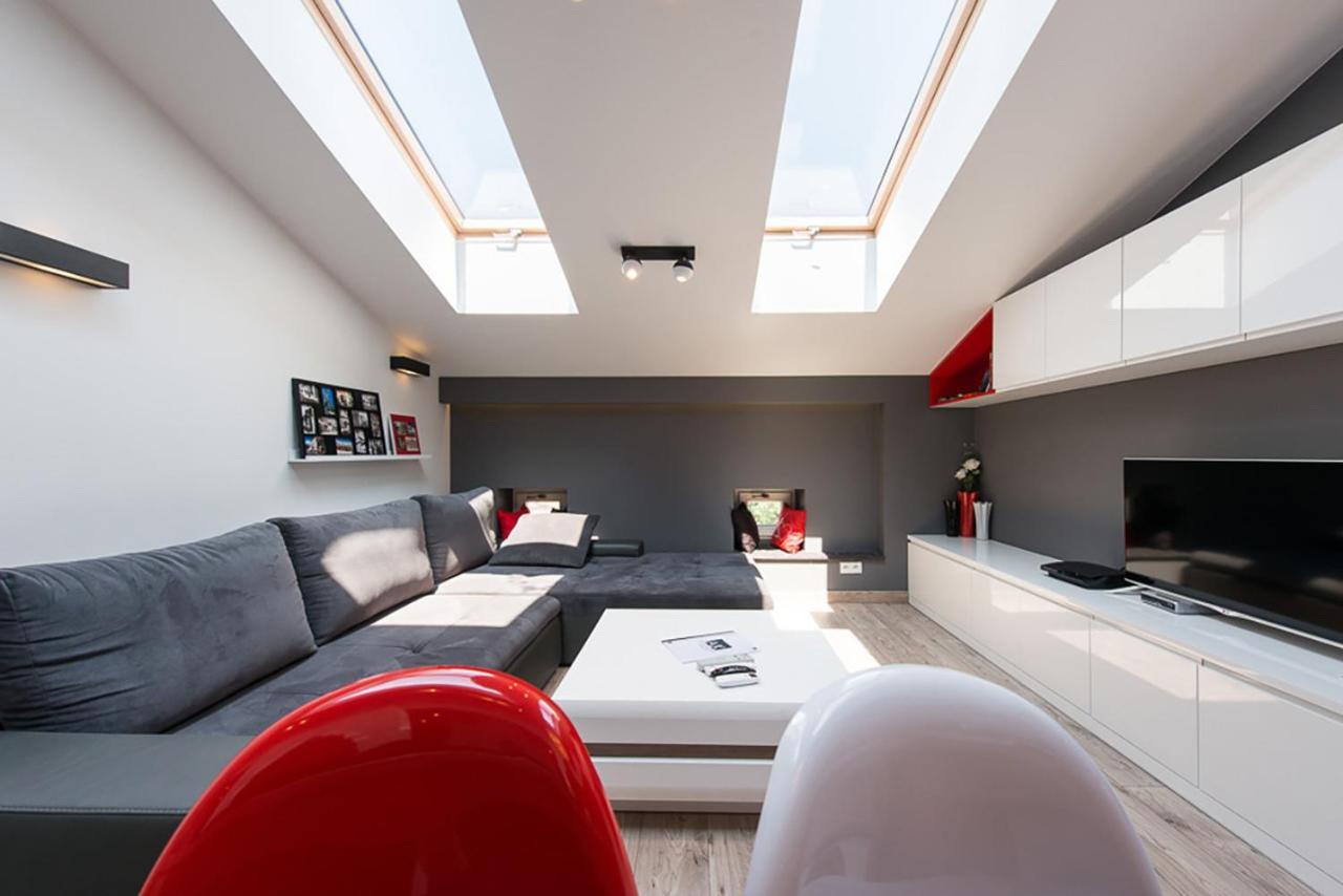 Cozy And Large 62 M2 Apartment With Air Conditioning, Old Town Krasków Exterior foto